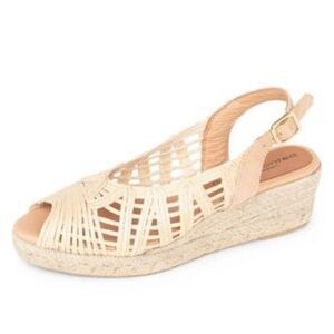 New with box Patricia Green raffia espadrille size 9